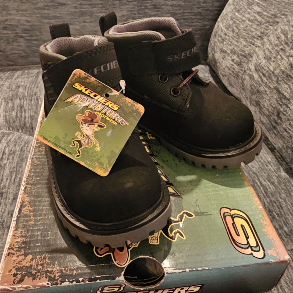 Skechers Kids Black Adventure BootsSkechers Toddler Boys Boots size 6 NWT